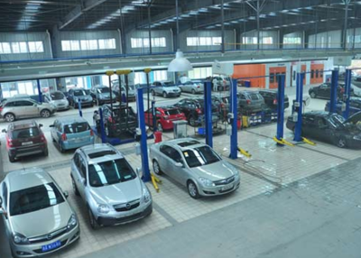 芯片短缺沖擊汽車業(yè) 車企縮減低端車型芯片用量以應(yīng)對(duì)危機(jī)